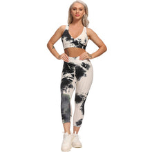 Load image into Gallery viewer, Textured Women Fitness Suit with Capri Leggings - petssportsandmore
