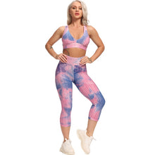 Load image into Gallery viewer, Textured Women Fitness Suit with Capri Leggings - petssportsandmore
