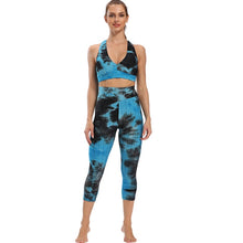 Load image into Gallery viewer, Textured Women Fitness Suit with Capri Leggings - petssportsandmore
